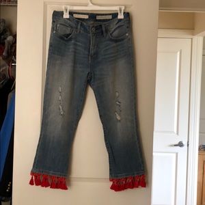 Boyfriend jeans with cuff accent